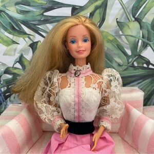 1982 Angel Face Barbie — Original Dress — Mattel Taiwan